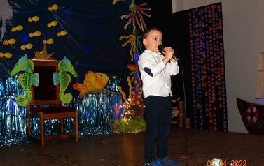 narrator2