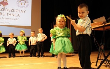 taniec grupa Bratki 3
