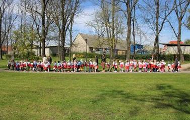 Patriotyczna parada przedszkolak&oacute;w (3)