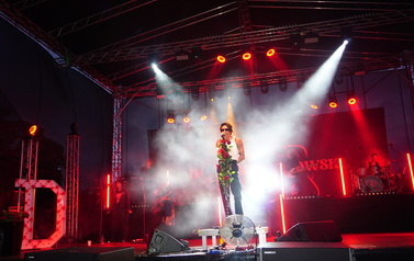 42