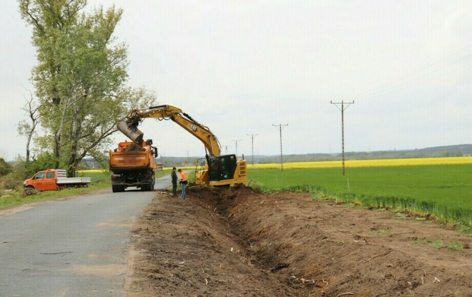 Zdjęcie do Rozpoczęto II etap przebudowy drogi powiatowej Retk&oacute;w - Stara...