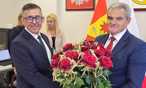 Zdjęcie do Jednogłośne absolutorium dla W&oacute;jta Gminy Grębocice