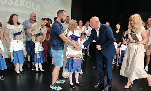 Zdjęcie do Mali absolwenci z Grębocic gotowi na szkołę!