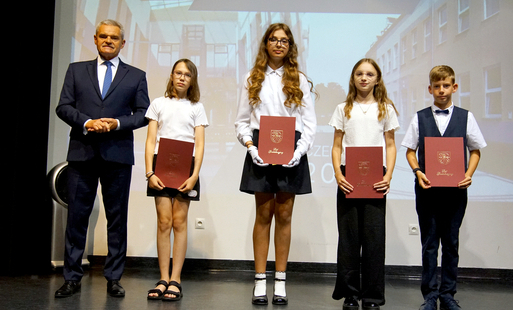 Zdjęcie do  Zakończenie roku szkolnego 2025/2026 w szkołach na terenie Gminy Grębocice
