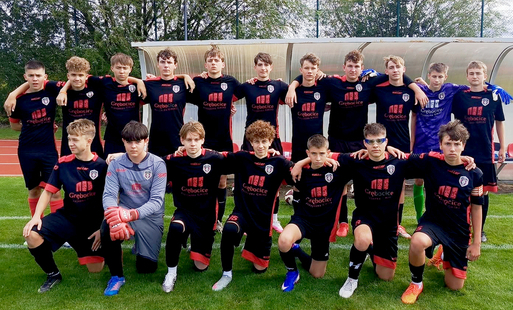 Zdjęcie do Młodzi grają, trenują i rozwijają sportowe pasje!