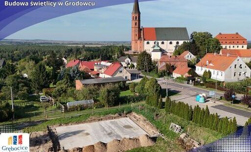 Zdjęcie do Budowa świetlicy w Grodowcu ruszyła. Fundamenty już gotowe!