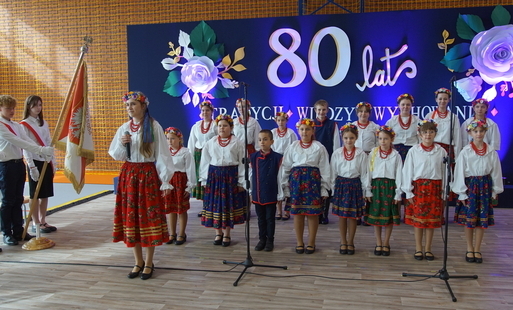 Zdjęcie do 80 lat Szkoły Podstawowej w Rzeczycy &ndash; wspomnienia, wzruszenia i wyjątkowa premiera!