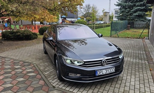 Zdjęcie do Ogłoszenie o przetargu na sprzedaż samochodu służbowego Volkswagen Passat