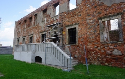 Zdjęcie do Rozpoczęły się prace restauratorskie